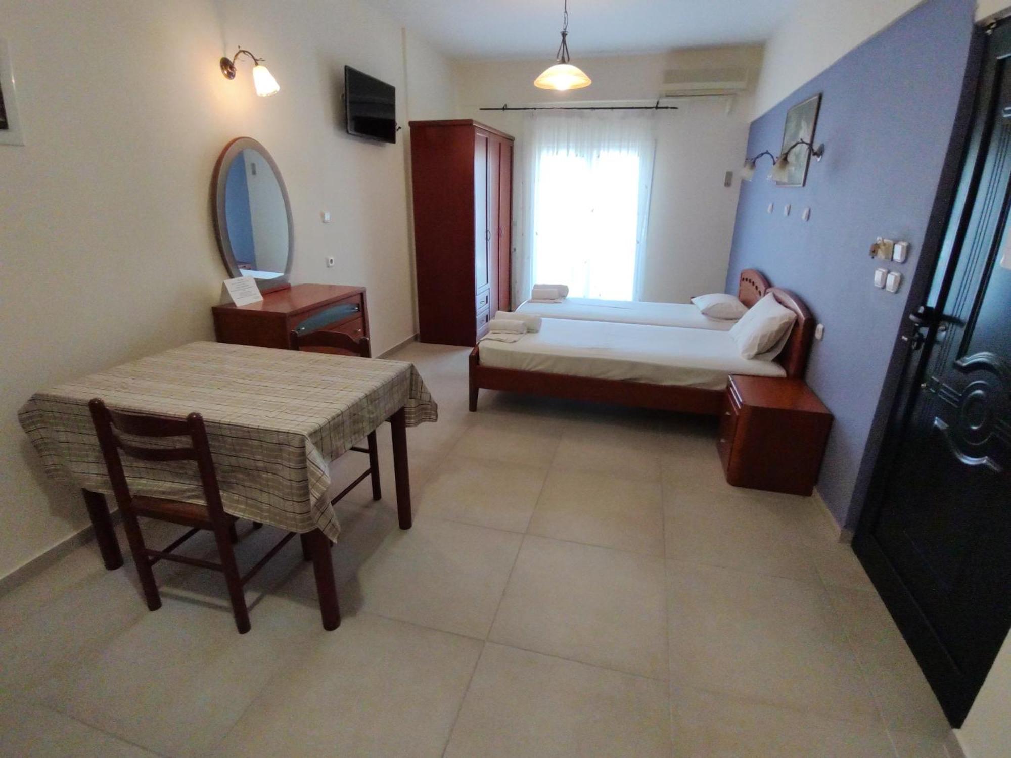 Dimas V House Aparthotel Parga Buitenkant foto